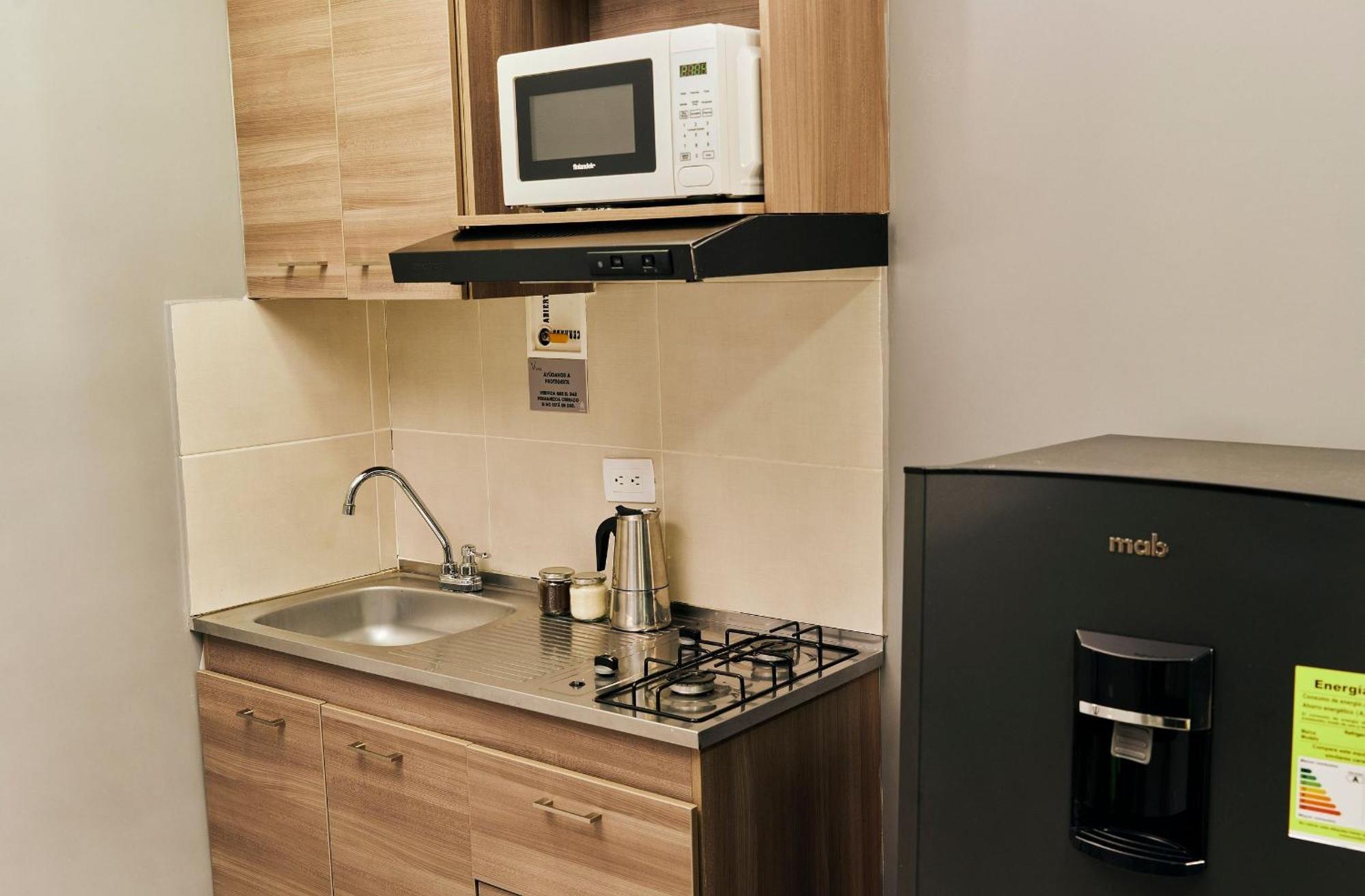 Apartment Y Loft En Zona Rosa De Laureles Medellin